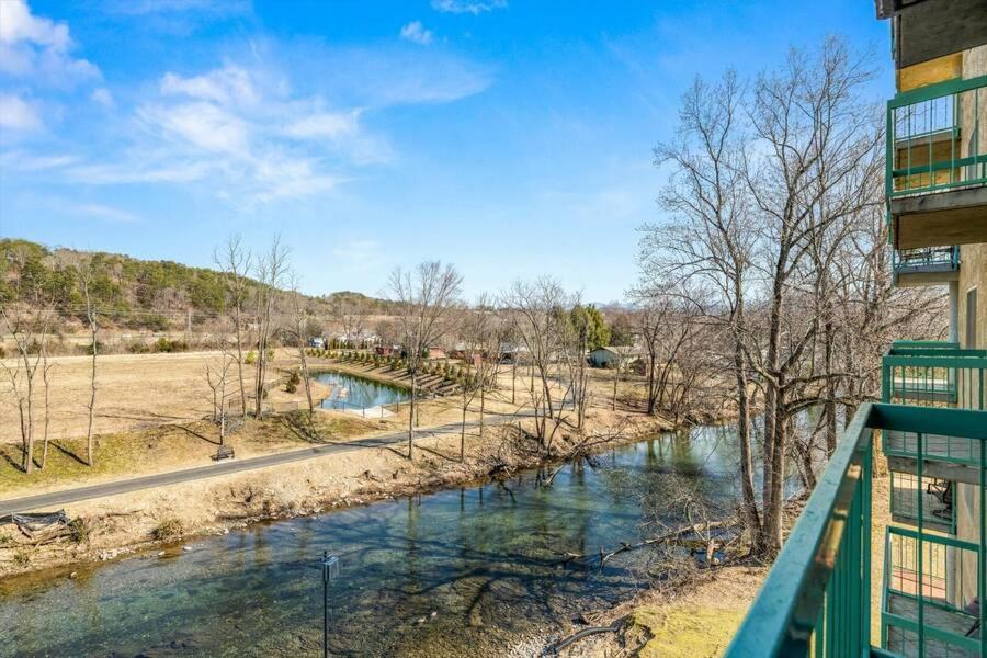 River Place Condos #407 2Bd Pigeon Forge Bagian luar foto
